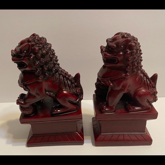 Feng Shui Pair of Red Fu Dogs Guardian Lion Statue - Picture 2 of 5